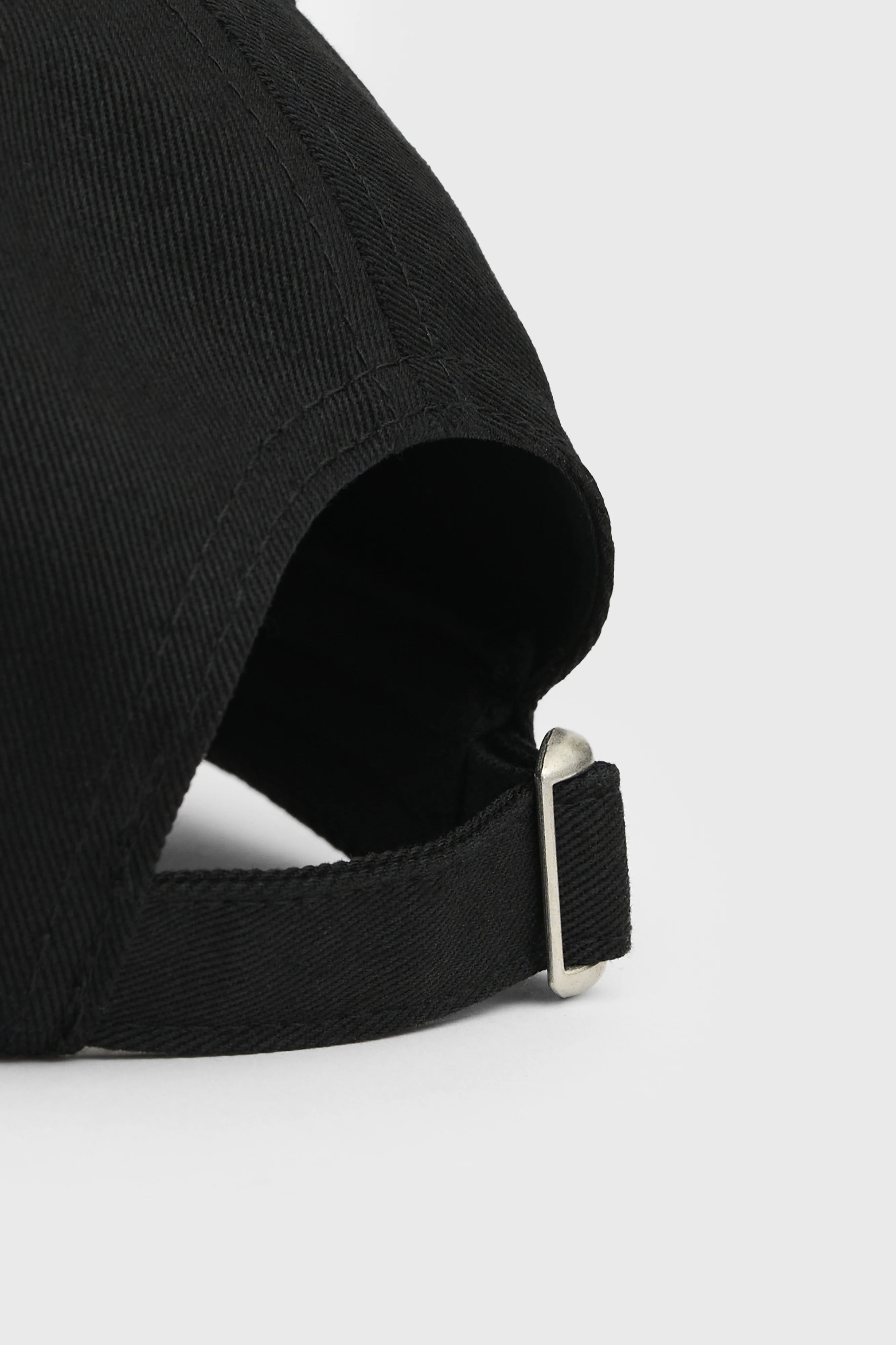 CASQUETTE DARK COLLECTION